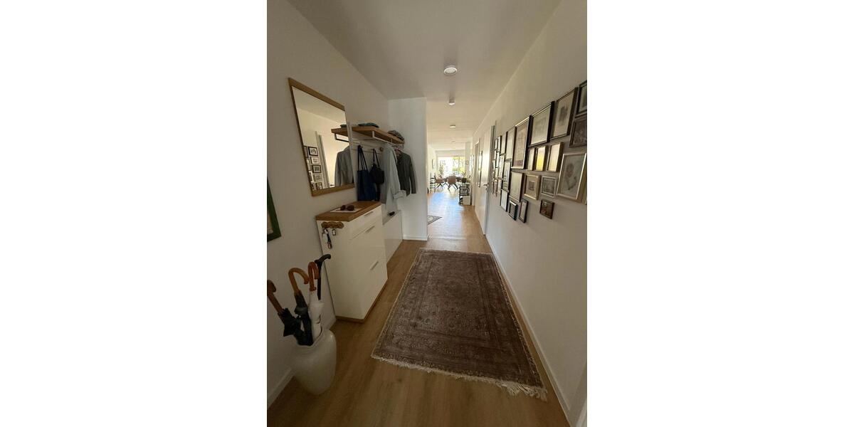 Etagenwohnung Köln Rodenkirchen - 4 Zimmer, 133 m&sup2;, 2.660&euro; | Angebot:26587517