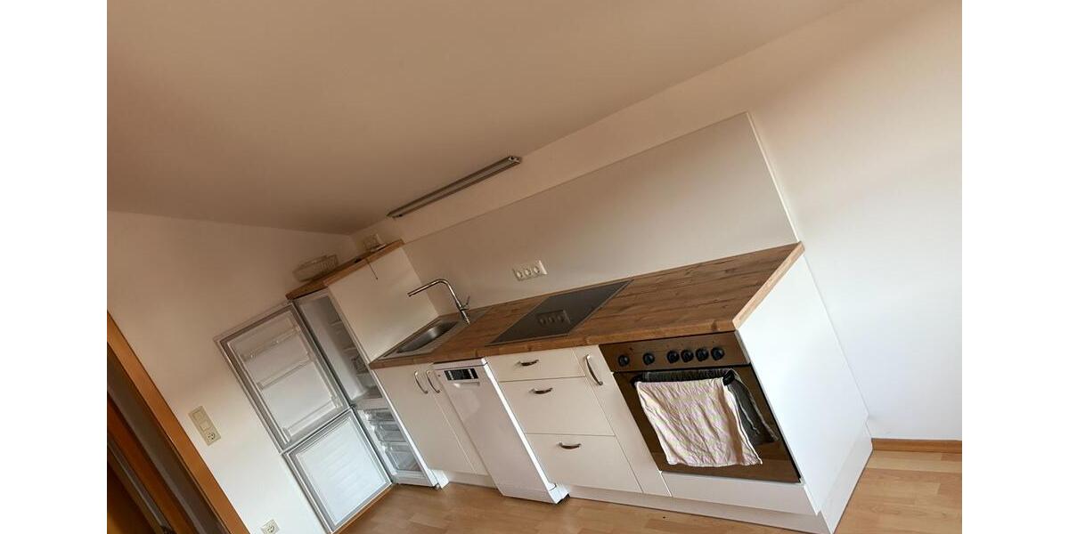 Dachgeschoßwohnung Schwindegg - 2 Zimmer, 51 m&sup2;, 550&euro; | Angebot:25642027