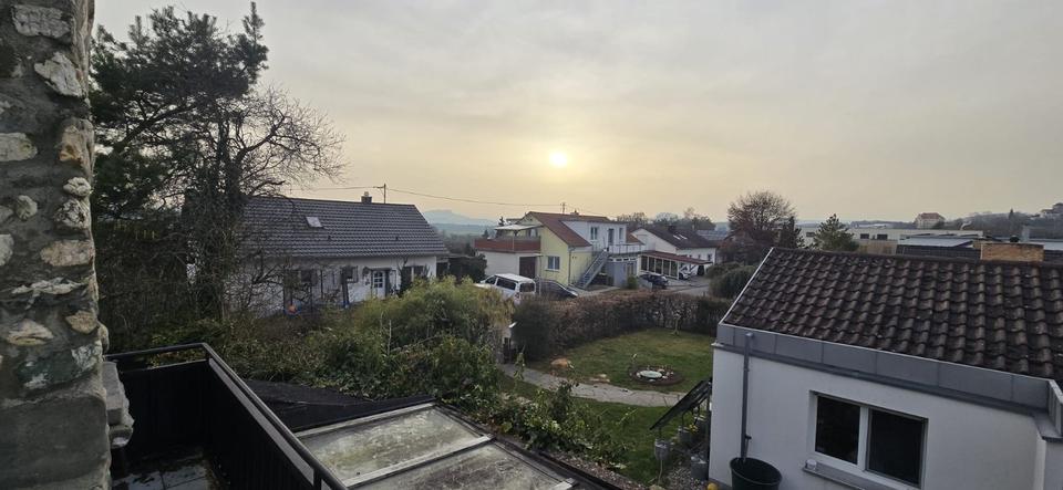 Einfamilienhaus Aach - 6 Zimmer, 220 m&sup2;, 2.000&euro; | Angebot:25420869