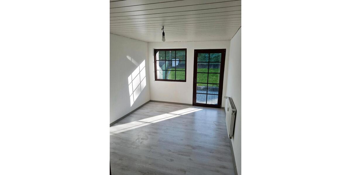 Erdgeschoßwohnung Wissen - 5 Zimmer, 140 m&sup2;, 850&euro; | Angebot:26602591