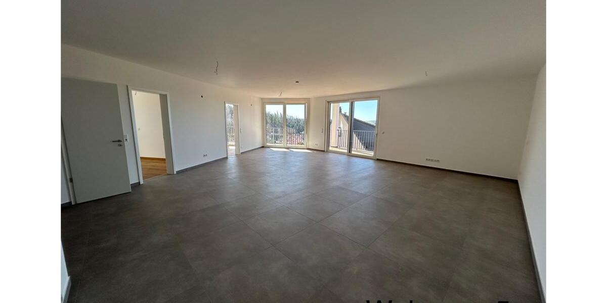 Etagenwohnung Frankenberg (Eder) - 4 Zimmer, 134 m&sup2;, 1.610&euro; | Angebot:22523799