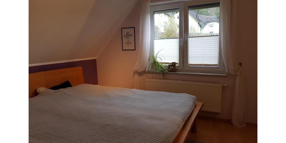 Dachgeschoßwohnung Bad Münstereifel - 3.5 Zimmer, 110 m&sup2;, 1.200&euro; | Angebot:24110217