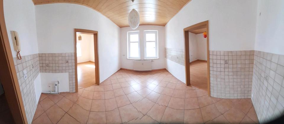 Etagenwohnung Oelsnitz (Erzgebirge) - 2 Zimmer, 47 m&sup2;, 350&euro; | Angebot:26480553