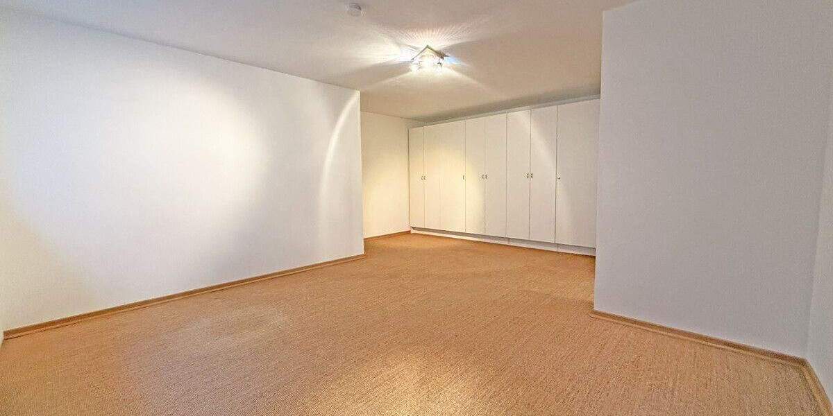 Doppelhaushälfte Neuried - 6 Zimmer, 135 m&sup2;, 2.820&euro; | Angebot:24656010