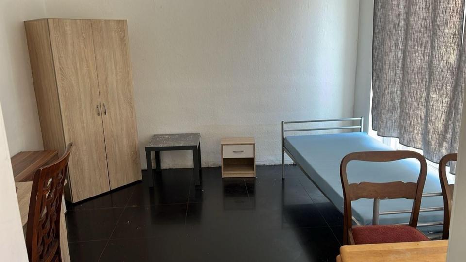 Ab sofort Monteurhaus Arbeiter Wohnung Unterkunft Hotel Zimmer 10 zimmer