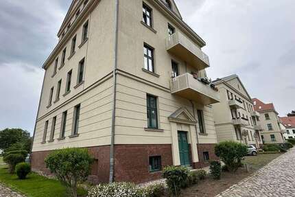 Wohnung Königs Wusterhausen - 1.5 Zimmer, 44 m&sup2;, 555&euro; | Angebot:27076894