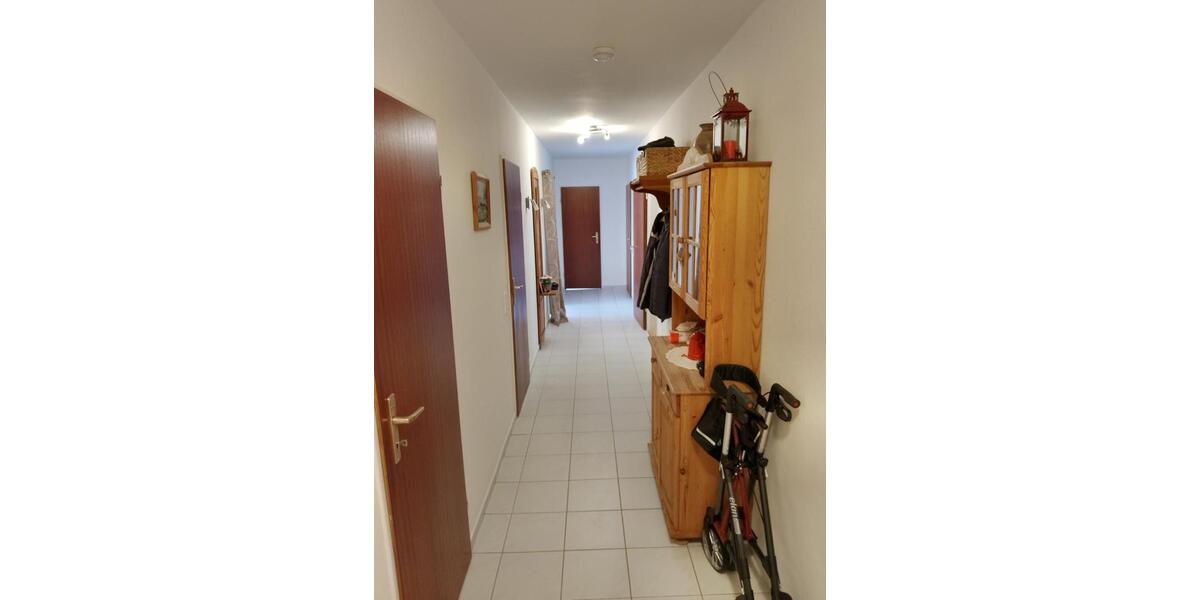 Etagenwohnung Flensburg Falkenberg - 3 Zimmer, 103 m&sup2;, 750&euro; | Angebot:25219060
