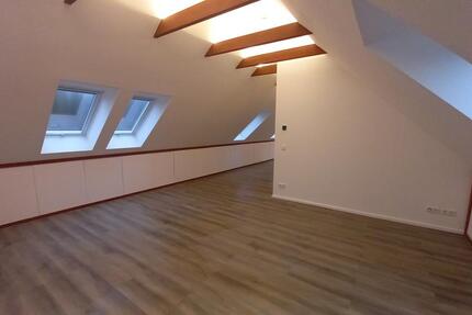 Loftwohnung Wohnung mit EBK Erstvermietung nach Sanierung 2 zimmer