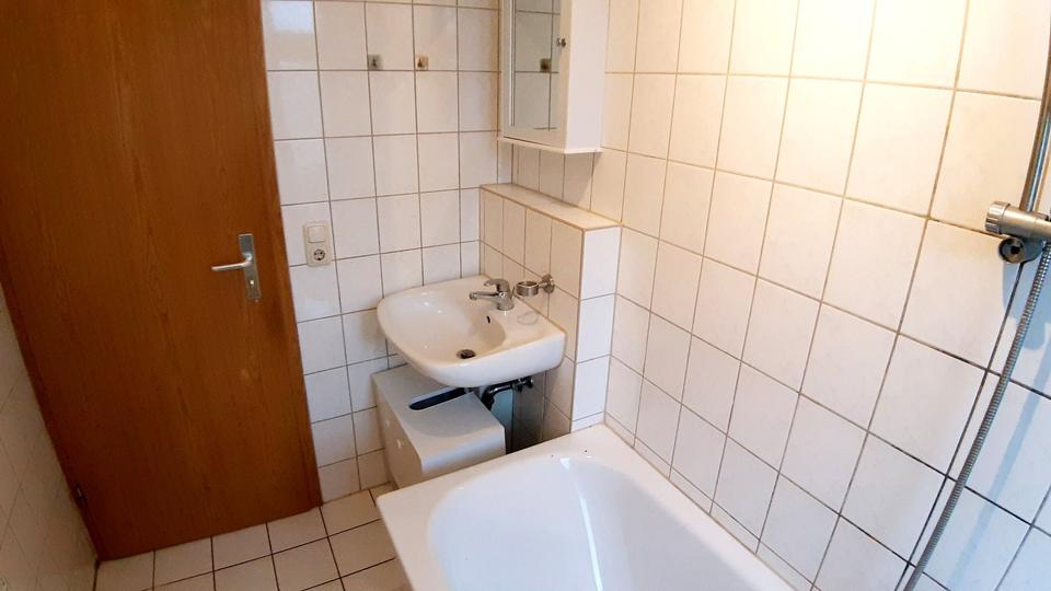 Gemütliche 3-Raum-Wohnung im 1. Obergeschoss zu vermieten. 3 zimmer