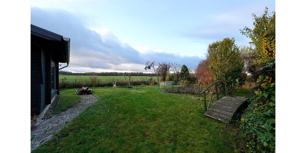 Doppelhaushälfte Wolfsburg - 4 Zimmer, 140 m&sup2;, 1.500&euro; | Angebot:23547187