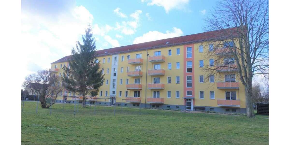 Etagenwohnung Braunsbedra Schortau - 2 Zimmer, 50 m&sup2;, 302&euro; | Angebot:25878475
