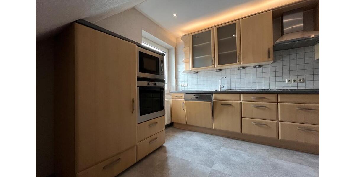 5 Zimmer Dachgeschoss- Maisonette Wohnung in Lünne 5 zimmer