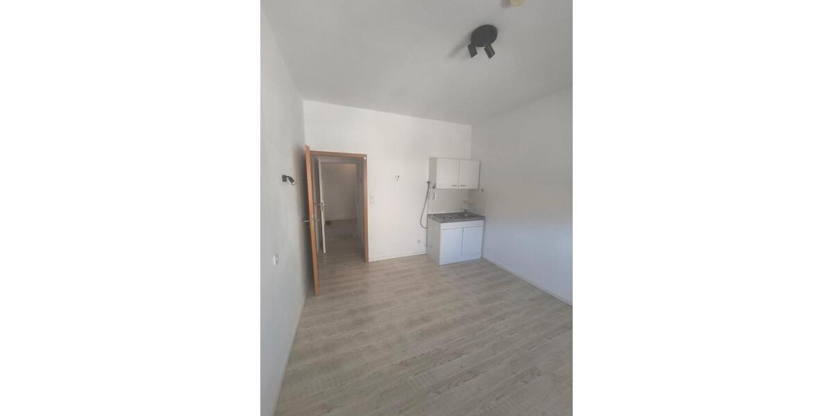 Etagenwohnung Holzminden - 1 Zimmer, 20 m&sup2;, 270&euro; | Angebot:26568261