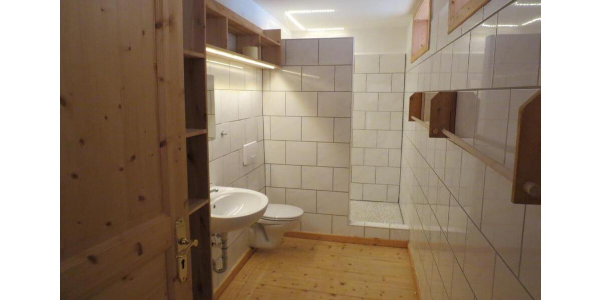 Erdgeschoßwohnung Heldenstein - 2 Zimmer, 70 m&sup2;, 660&euro; | Angebot:25546063