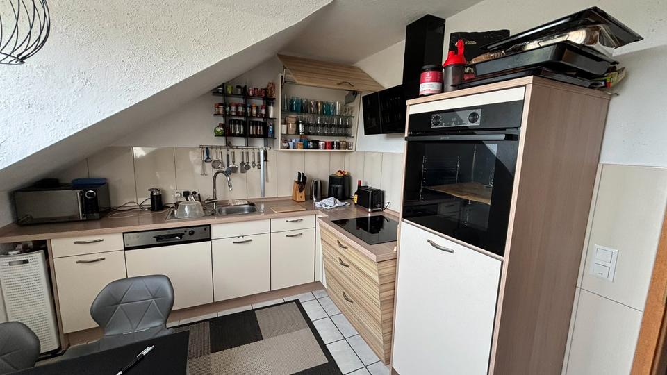 Dachgeschoßwohnung Wenden - 4 Zimmer, 88 m&sup2;, 750&euro; | Angebot:26518343