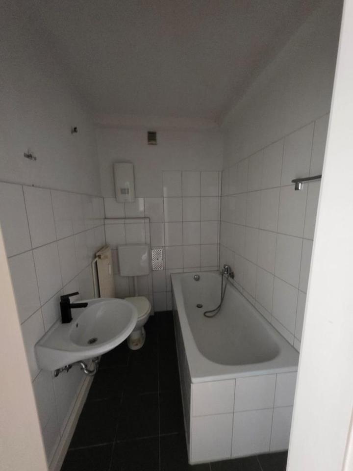3 Zimmer Wohnung mit Balkon zimmer
