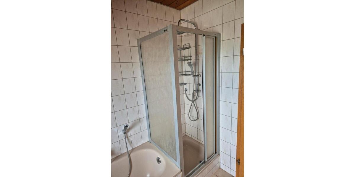 Etagenwohnung Wallhausen - 3 Zimmer, 105 m&sup2;, 770&euro; | Angebot:26483141