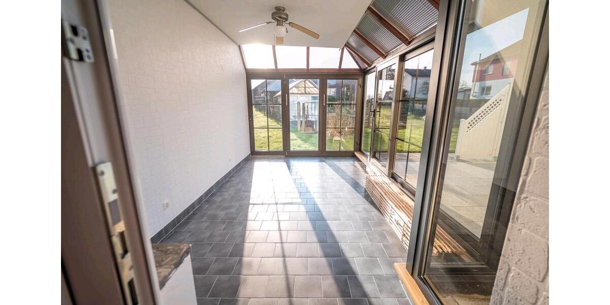 Erdgeschoßwohnung Hünfeld - 4 Zimmer, 120 m&sup2;, 660&euro; | Angebot:25054313