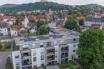 Großzügige Neubauwohnung von Privat mit 4 Zimmern, Balkon, Stellplatz und Einbauküche zimmer