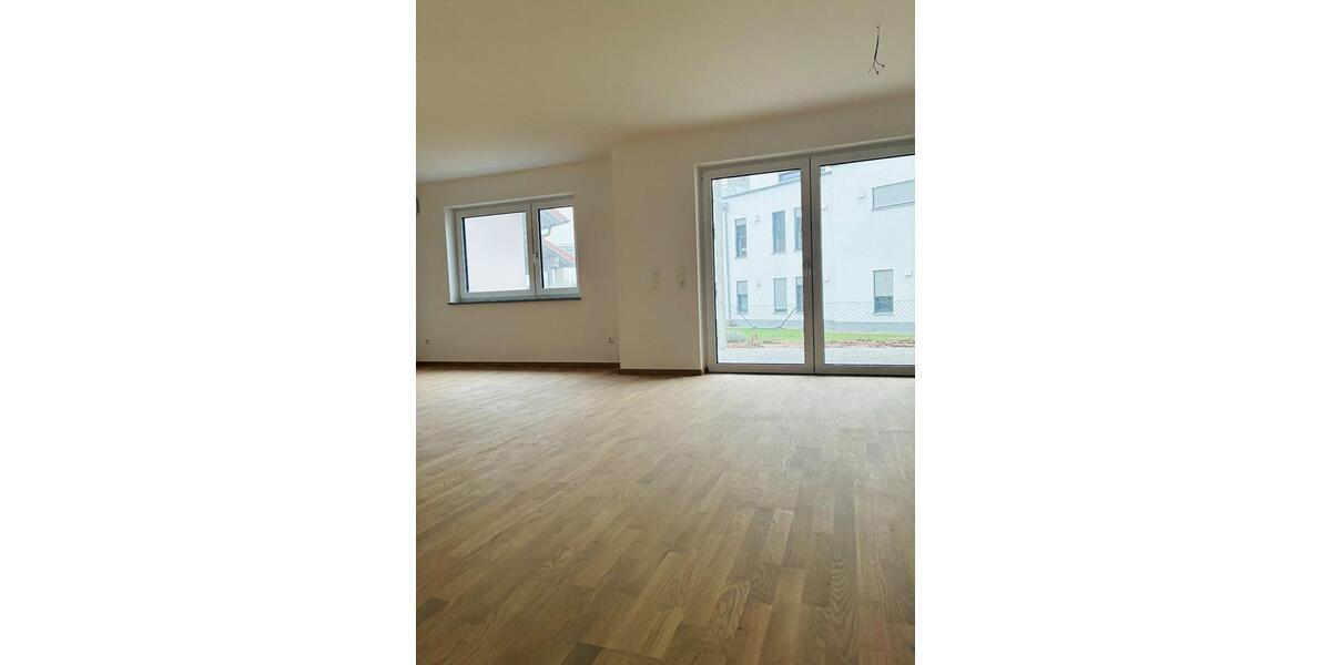 Erdgeschoßwohnung Deggendorf - 3 Zimmer, 77 m&sup2;, 920&euro; | Angebot:25851675