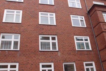 Renovierte 3-Zimmer-Wohnung mit Balkon, Landreiterstraße in 19055 Schwerin 3 zimmer