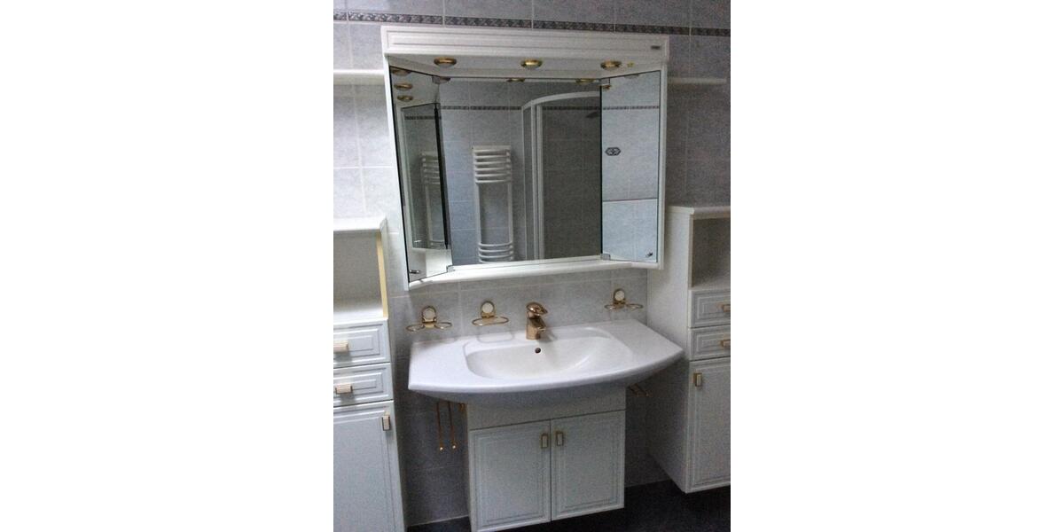 Etagenwohnung Diesdorf - 4 Zimmer, 136 m&sup2;, 690&euro; | Angebot:24487759