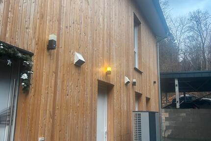 ruhige Doppelhaushälfte, direkt am Wald 4 zimmer