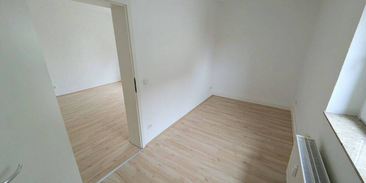 Etagenwohnung Chemnitz Lutherviertel - 3 Zimmer, 60 m&sup2;, 335&euro; | Angebot:26758899