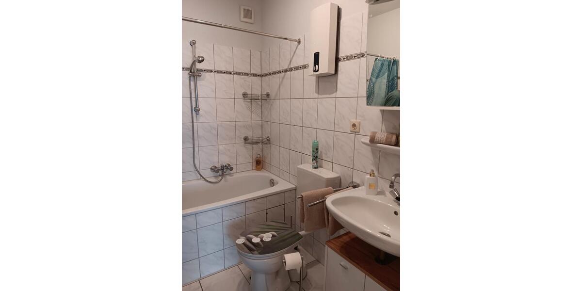 Wohnen auf Zeit Langenfeld (Rheinland) - 2 Zimmer, 56 m&sup2;, 1.210&euro; | Angebot:26637226