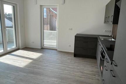 Wohnung Schierling - 3 Zimmer, 83 m&sup2;, 1.080&euro; | Angebot:26134475