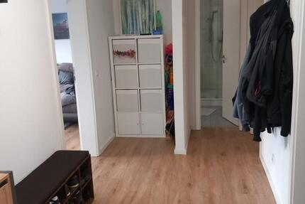Helle 3-Zimmerwohnung mit Südbalkon und Stellplatz 3 zimmer