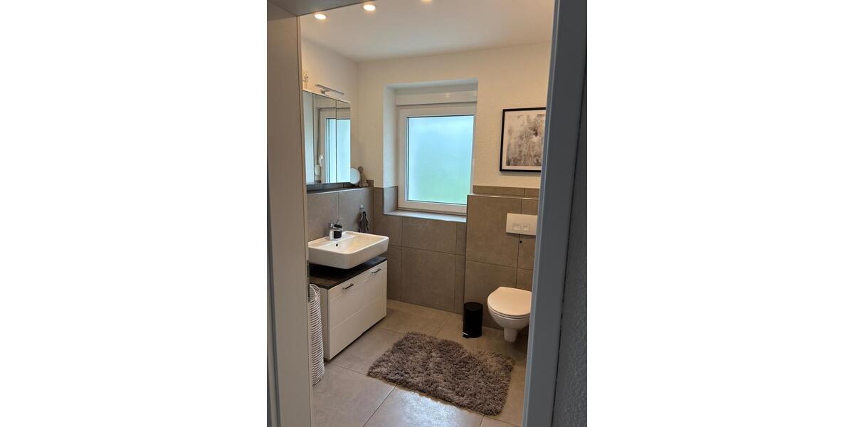 Etagenwohnung Fürth - 2 Zimmer, 70 m&sup2;, 700&euro; | Angebot:26652249