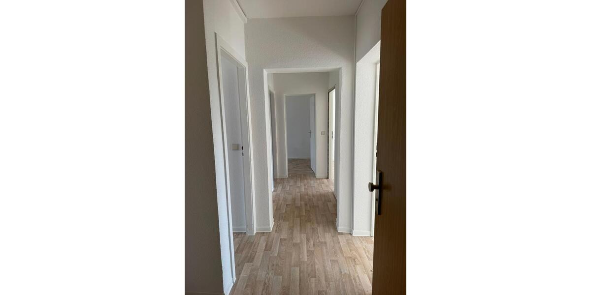 Etagenwohnung Lindow (Mark) - 4 Zimmer, 76 m&sup2;, 568&euro; | Angebot:26423303