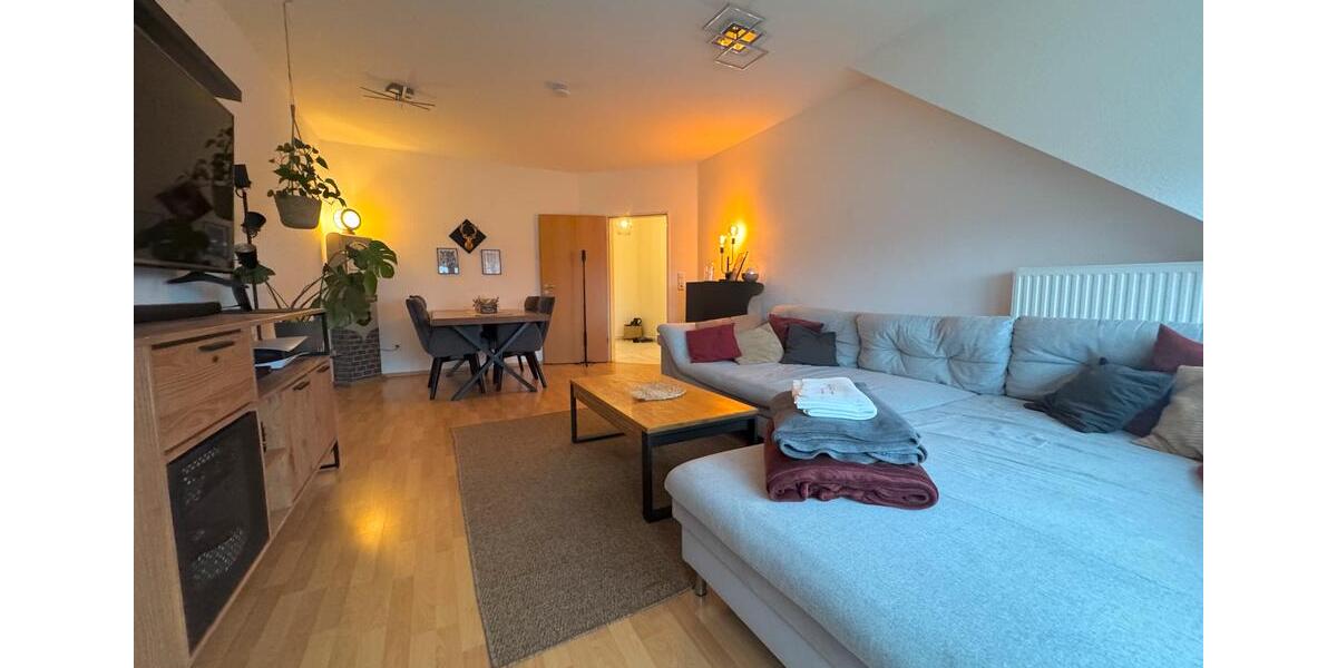 *Helle 2-Zimmer-Wohnung mit Balkon in Leichlingen* 3 zimmer