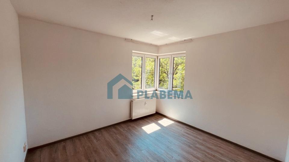 Etagenwohnung Neubrandenburg - 4 Zimmer, 91 m&sup2;, 1.300&euro; | Angebot:24711626