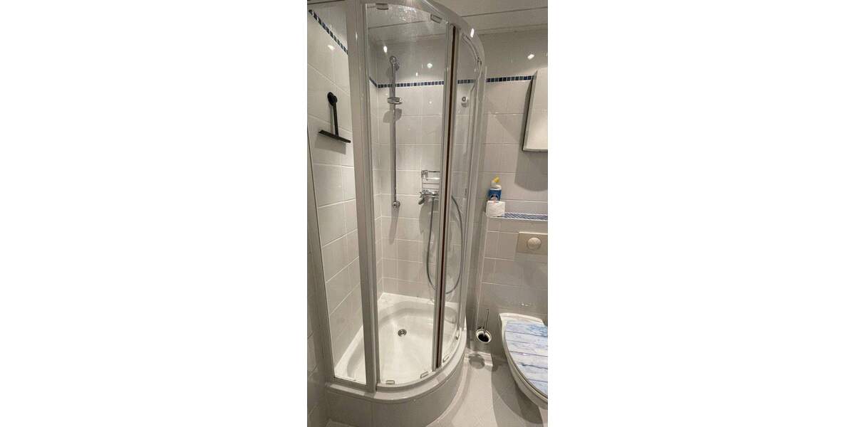 Etagenwohnung Düsseldorf Unterbach - 4 Zimmer, 99 m&sup2;, 2.400&euro; | Angebot:24621106