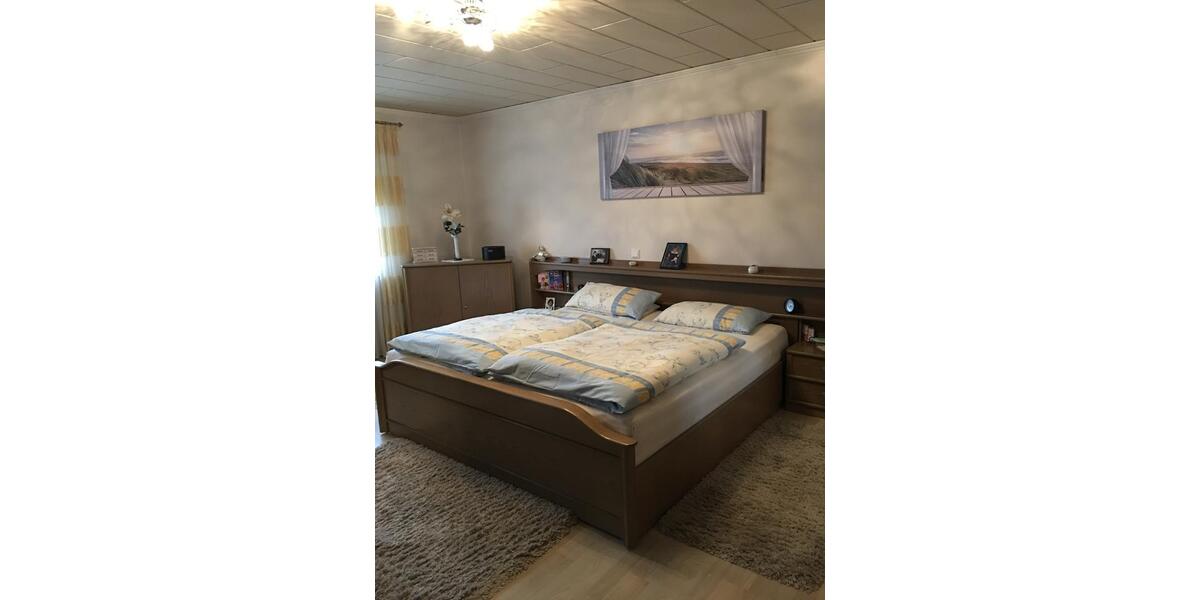 Etagenwohnung Mintraching - 3 Zimmer, 95 m&sup2;, 770&euro; | Angebot:25965980