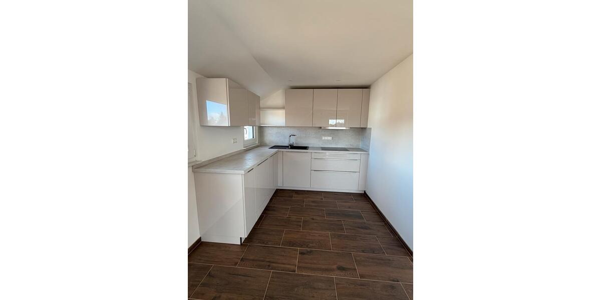 Maisonettenwohnung Aldingen - 4 Zimmer, 140 m&sup2;, 1.700&euro; | Angebot:26237177