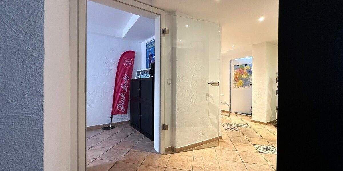 Gewerbeobjekt Königswinter Thomasberg - 3 Zimmer, 27 m&sup2;, 630&euro; | Angebot:25155421