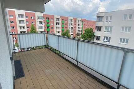Wohnung Berlin Hellersdorf - 3 Zimmer, 86 m&sup2;, 990&euro; | Angebot:26131366