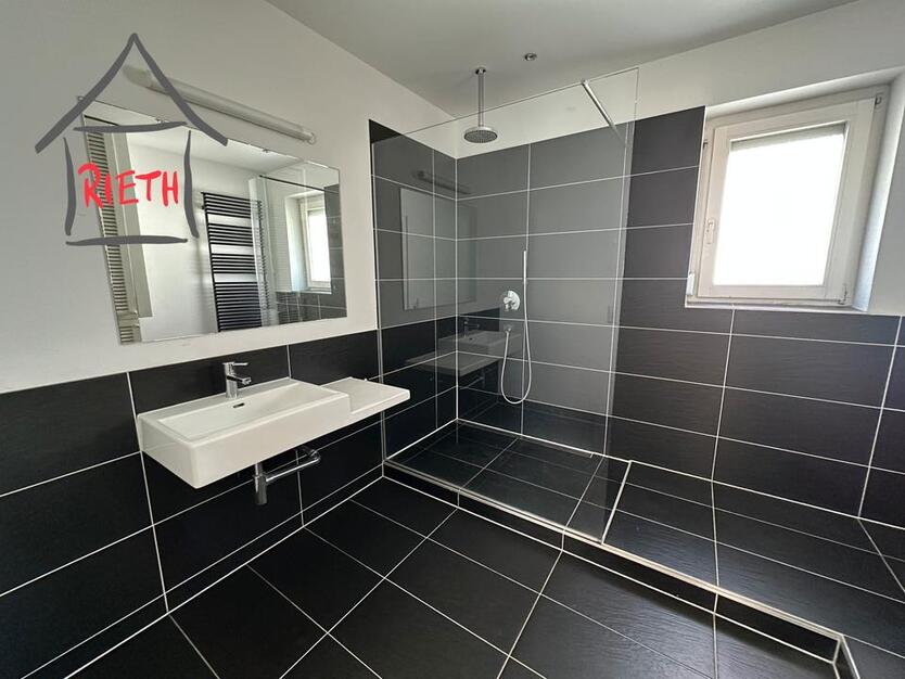 * Ludwigsburg-Süd: hell, großzügig und mit Garage * zimmer