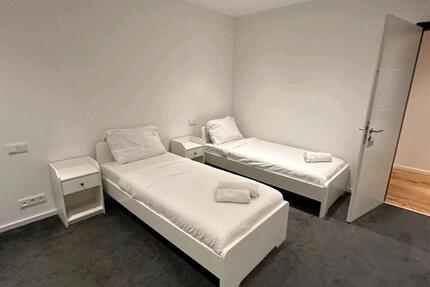 Vollmöblierte Penthousewohnung in Buckow 4 zimmer