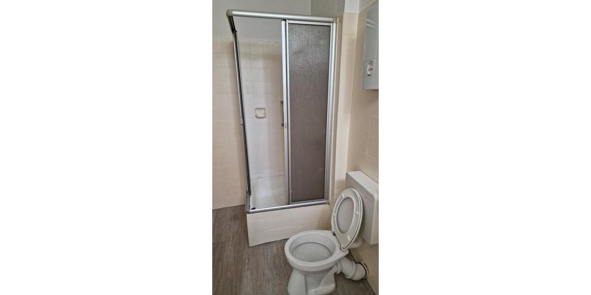 Etagenwohnung Stolberg (Rheinland) - 2 Zimmer, 65 m&sup2;, 450&euro; | Angebot:26609185