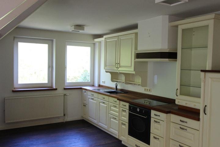 Dachgeschoßwohnung Leck - 3 Zimmer, 145 m&sup2;, 950&euro; | Angebot:26618427