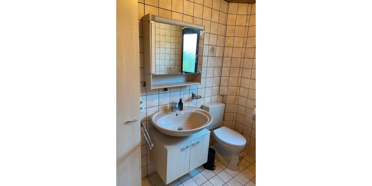 Wohnen auf Zeit Bad Dürrheim - 1 Zimmer, 100 m&sup2;, 270&euro; | Angebot:25982082