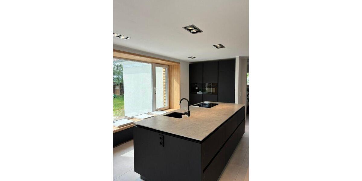 Einfamilienhaus Bad Oeynhausen Dehme - 8 Zimmer, 245 m&sup2;, 2.450&euro; | Angebot:26568095