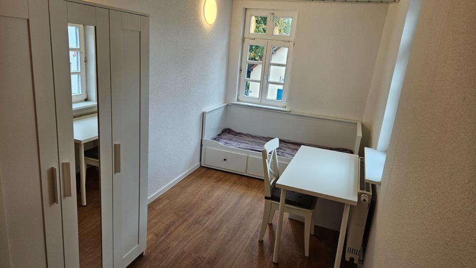 Wohnen auf Zeit Langen (Hessen) - 1 Zimmer, 11 m&sup2;, 650&euro; | Angebot:25511657