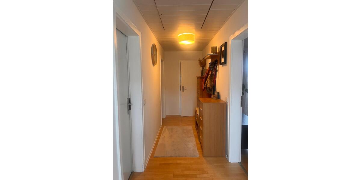 Dachgeschoßwohnung Bruchköbel - 3 Zimmer, 60 m&sup2;, 990&euro; | Angebot:26506870