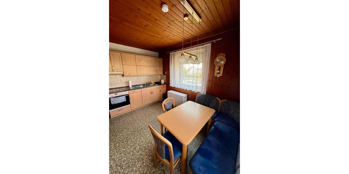 Wohnen auf Zeit Augsburg - 4 Zimmer, 130 m&sup2;, 15&euro; | Angebot:26631601
