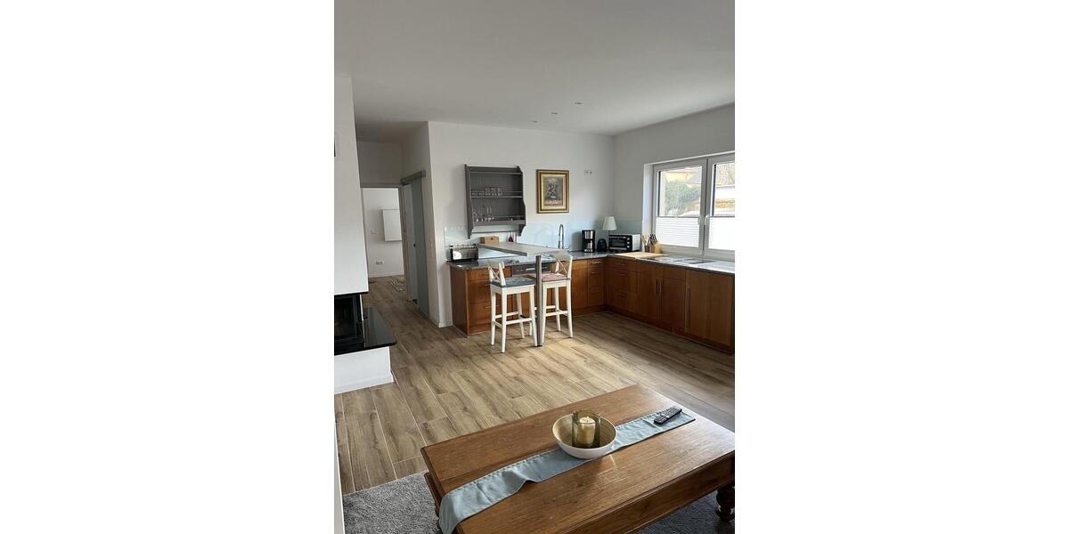 Wohnen auf Zeit Radebeul - 2 Zimmer, 52 m&sup2;, 1.300&euro; | Angebot:25633472